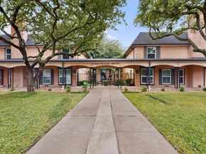 7820  Meadow Park Drive  215, Dallas Texas 75230
