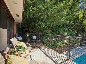 404 W Greenbriar Lane , Dallas Texas 75208