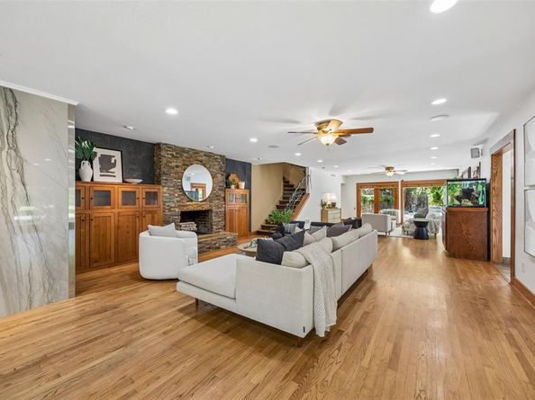 404 W Greenbriar Lane , Dallas Texas 75208