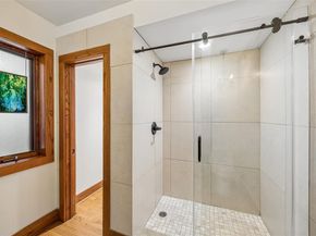 404 W Greenbriar Lane , Dallas Texas 75208