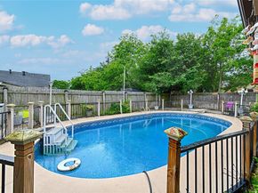 3705  Cranston Court E, Irving Texas 75062