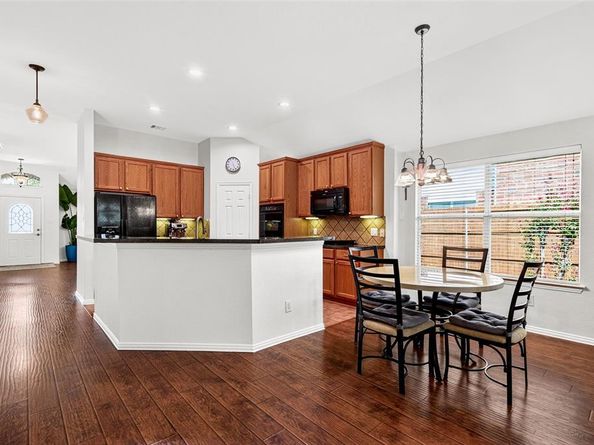 2812  Misty Ridge Lane , Rockwall Texas 75032