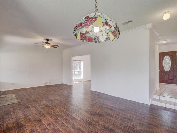 811  Valleycreek Road , Mesquite Texas 75181