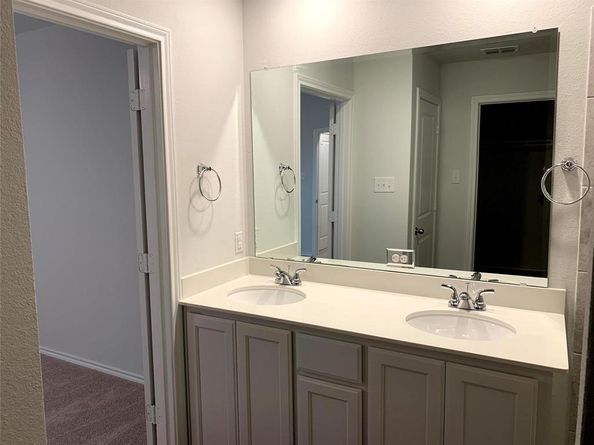 407  Milverton Drive , Fort Worth Texas 76036