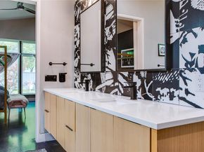 8926  Groveland Drive , Dallas Texas 75218