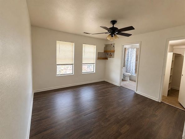 711  Kerley Street , Denton Texas 76205