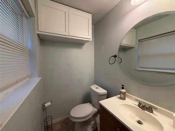 902  Milky Way , Garland Texas 75040