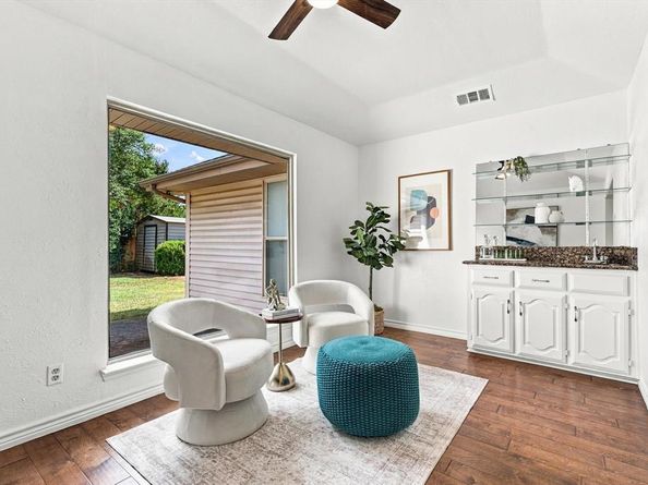514  Ridgegate Drive , Garland Texas 75040