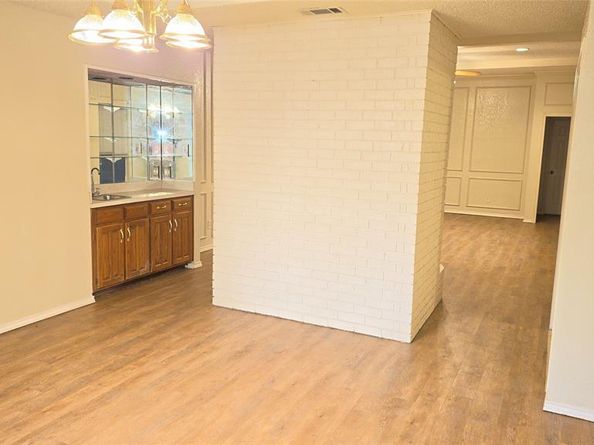 4401  Waycross Drive , Arlington Texas 76016