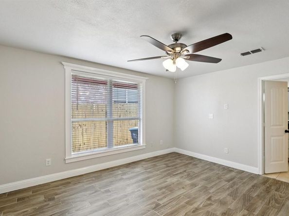 767  Deauville Circle E, Fort Worth Texas 76108