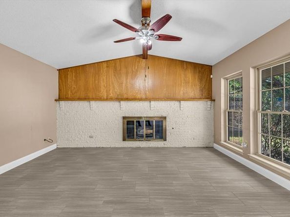 2801  Vancouver Street , Irving Texas 75062