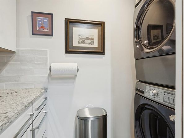 31  Vanguard Way , Dallas Texas 75243