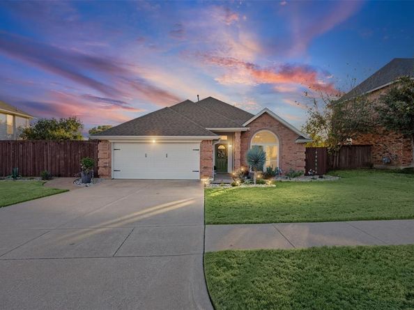 2102  Nugent Drive , Mansfield Texas 76063