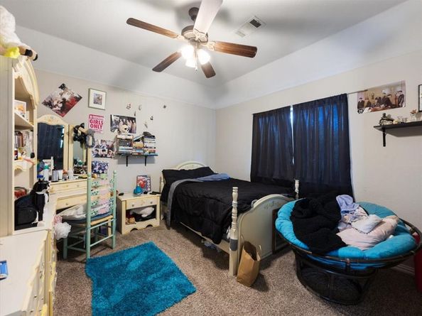 1512  Valley Creek Road , Denton Texas 76205