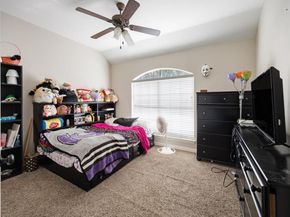 1512  Valley Creek Road , Denton Texas 76205