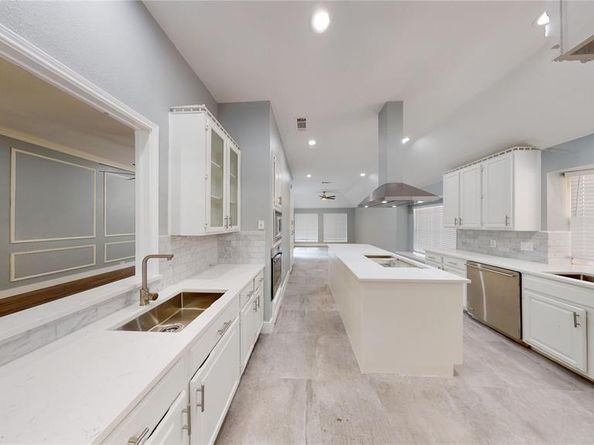 8343  Crystalwood Drive , Dallas Texas 75249