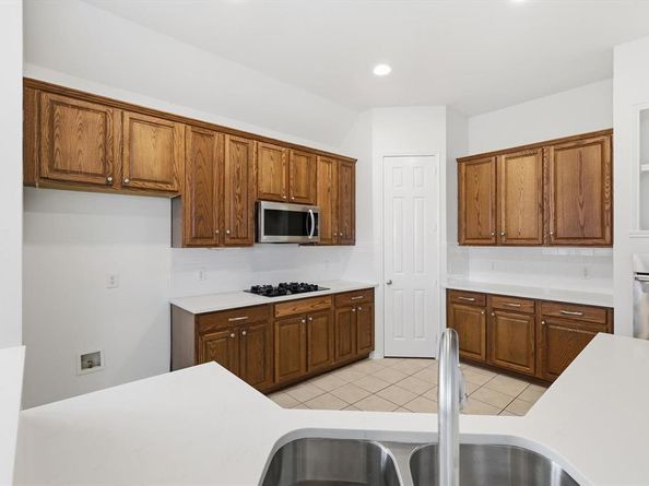 1910  Wickersham Lane , Corinth Texas 76210