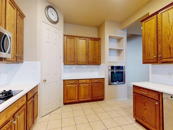 1910  Wickersham Lane , Corinth Texas 76210