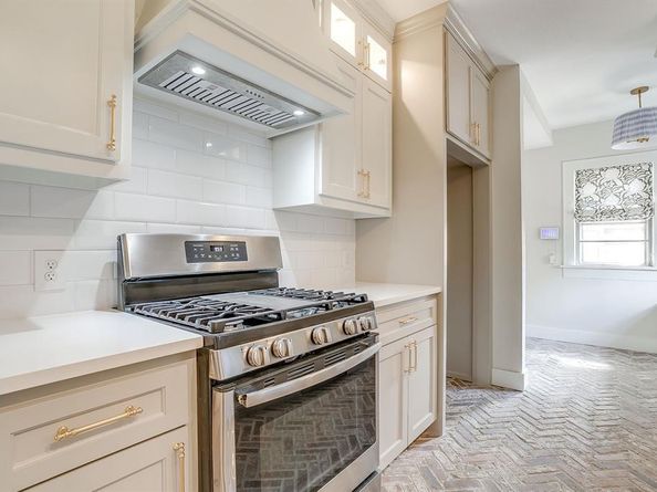 2209 W Rosedale Street S, Fort Worth Texas 76110