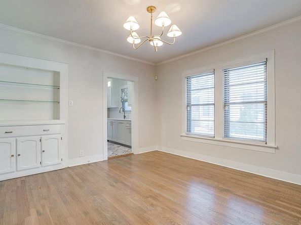 2209 W Rosedale Street S, Fort Worth Texas 76110