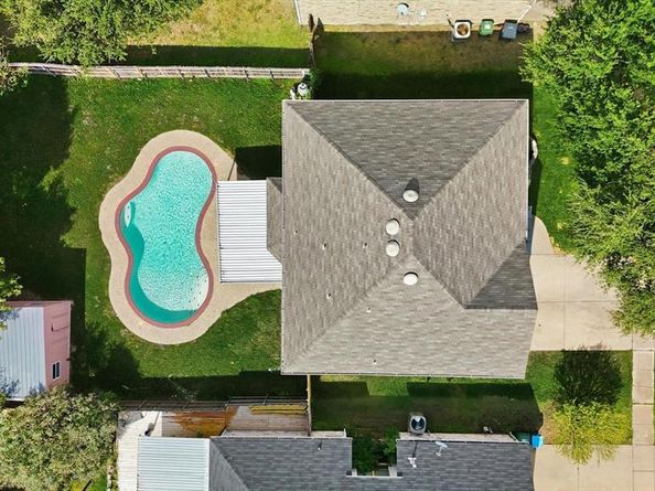 7604  Amsterdam Lane , Arlington Texas 76002