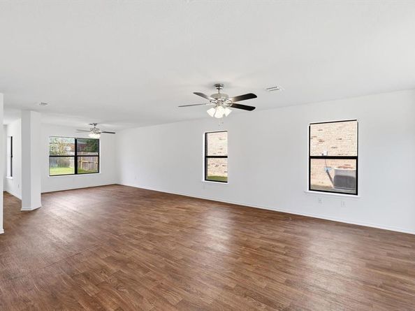 7604  Amsterdam Lane , Arlington Texas 76002