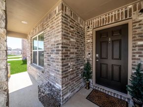1916  Winding Creek Way , Denton Texas 76208