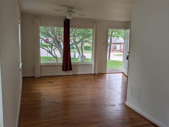 2165  Skillman  , Garland Texas 75041