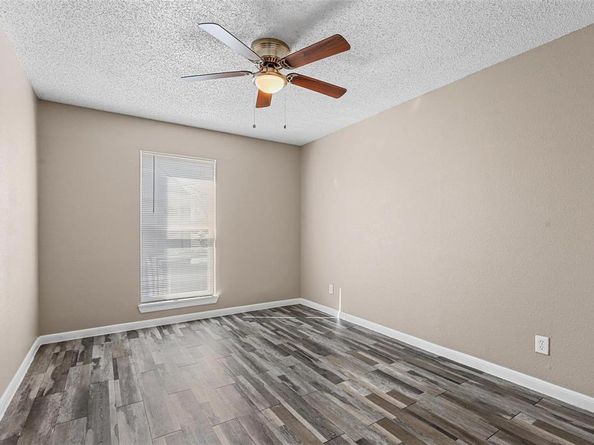 4555  Altamesa Boulevard  4553, Fort Worth Texas 76133