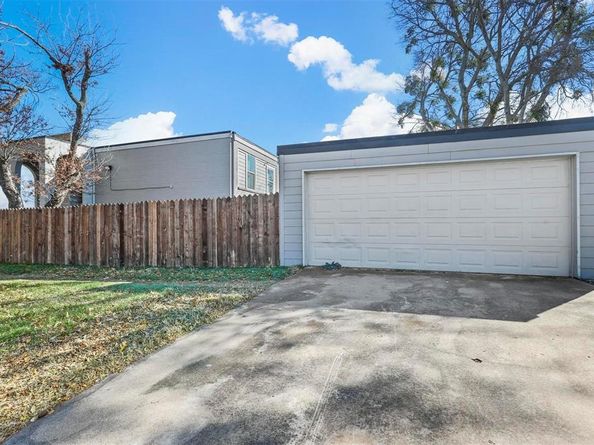 4555  Altamesa Boulevard  4553, Fort Worth Texas 76133