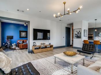 1505  Elm Street 