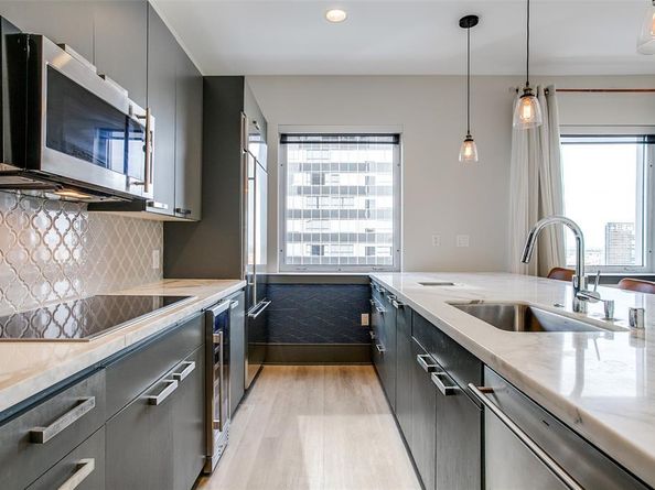 1505  Elm Street  1603, Dallas Texas 75201
