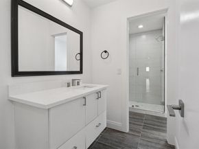 7326  La Cosa Drive , Dallas Texas 75248