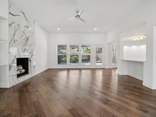 7326  La Cosa Drive , Dallas Texas 75248