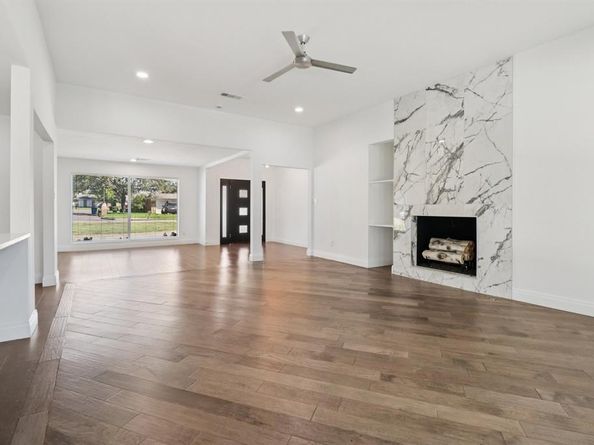 7326  La Cosa Drive , Dallas Texas 75248