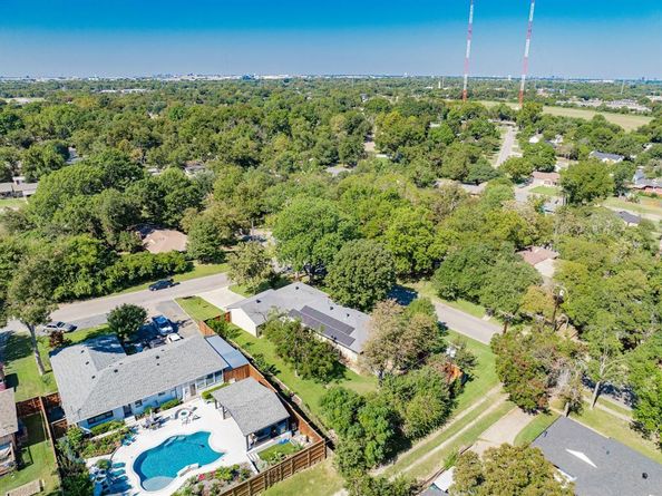 908  Saturn Springs Drive , Garland Texas 75041