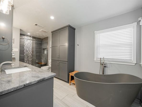 908  Saturn Springs Drive , Garland Texas 75041