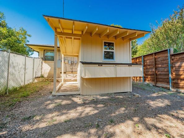 908  Saturn Springs Drive , Garland Texas 75041