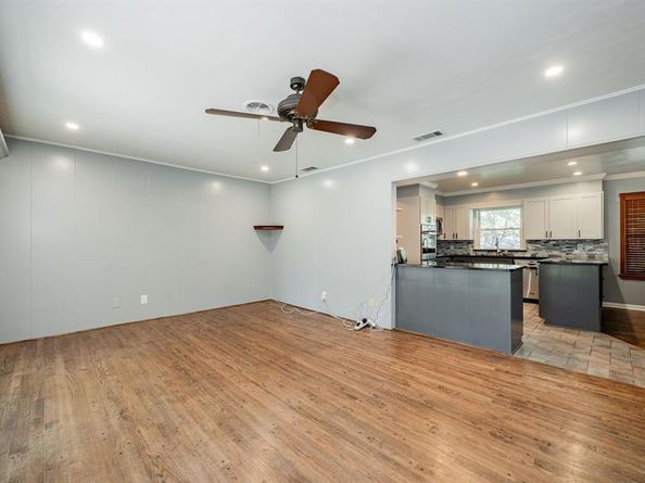 908  Saturn Springs Drive , Garland Texas 75041