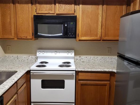 9811  Walnut Street  108, Dallas Texas 75243
