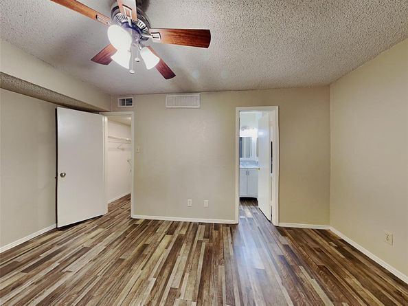 9811  Walnut Street  108, Dallas Texas 75243