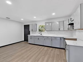 671  Cedarcliff Drive , Dallas Texas 75217