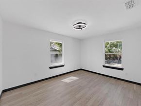 671  Cedarcliff Drive , Dallas Texas 75217