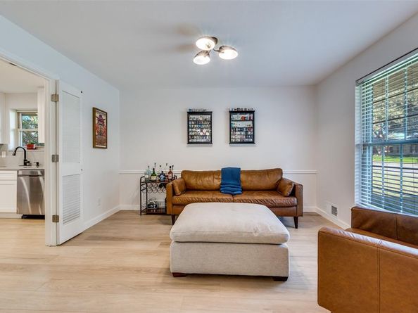 7738  La Manga Drive , Dallas Texas 75248