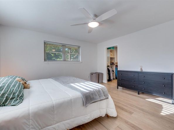7738  La Manga Drive , Dallas Texas 75248