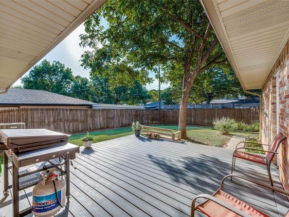 7738  La Manga Drive , Dallas Texas 75248