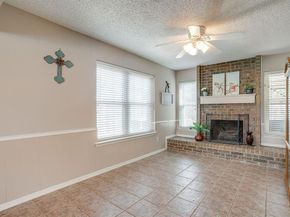 519  Pecan Acres Court , Arlington Texas 76013