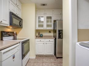 519  Pecan Acres Court , Arlington Texas 76013