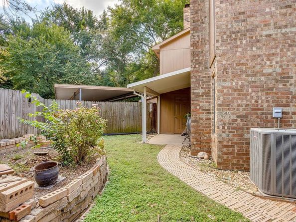 519  Pecan Acres Court , Arlington Texas 76013