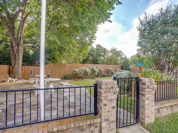 519  Pecan Acres Court , Arlington Texas 76013